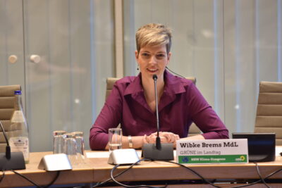 Wibke Brems im Fraktionssaal der Grünen Landtag NRW